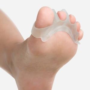 Toe separator and protections
